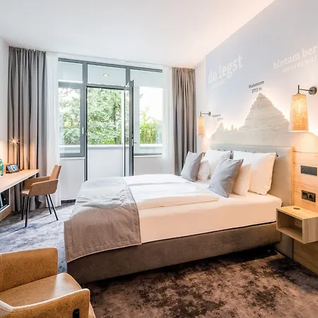 Western Arabellapark Hotel 3*