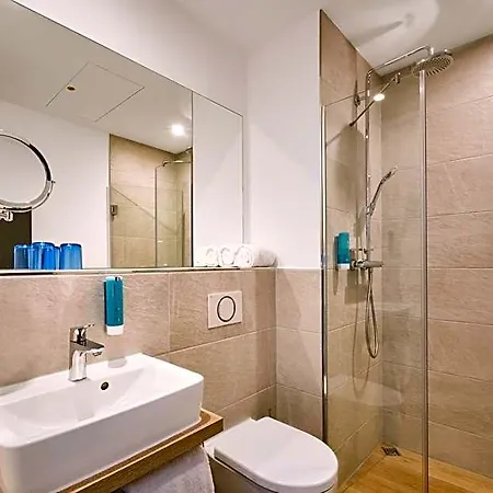 Western Arabellapark Hotel 3*
