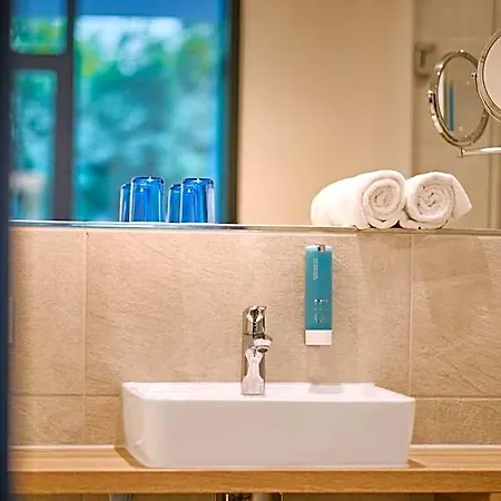 Western Arabellapark Hotel 3*