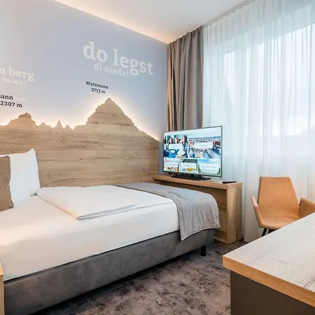 Western Arabellapark Hotel 3*